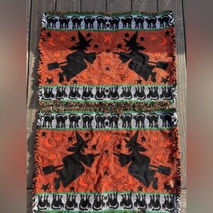 Vtg Halloween Placemats Flying  Witches Black Cats Tapestry Black Orange Fringe